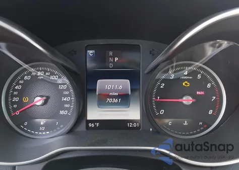 2018 Mercedes-Benz C 300 из США, поврежденный, VIN 55SWF4JB0JU235337